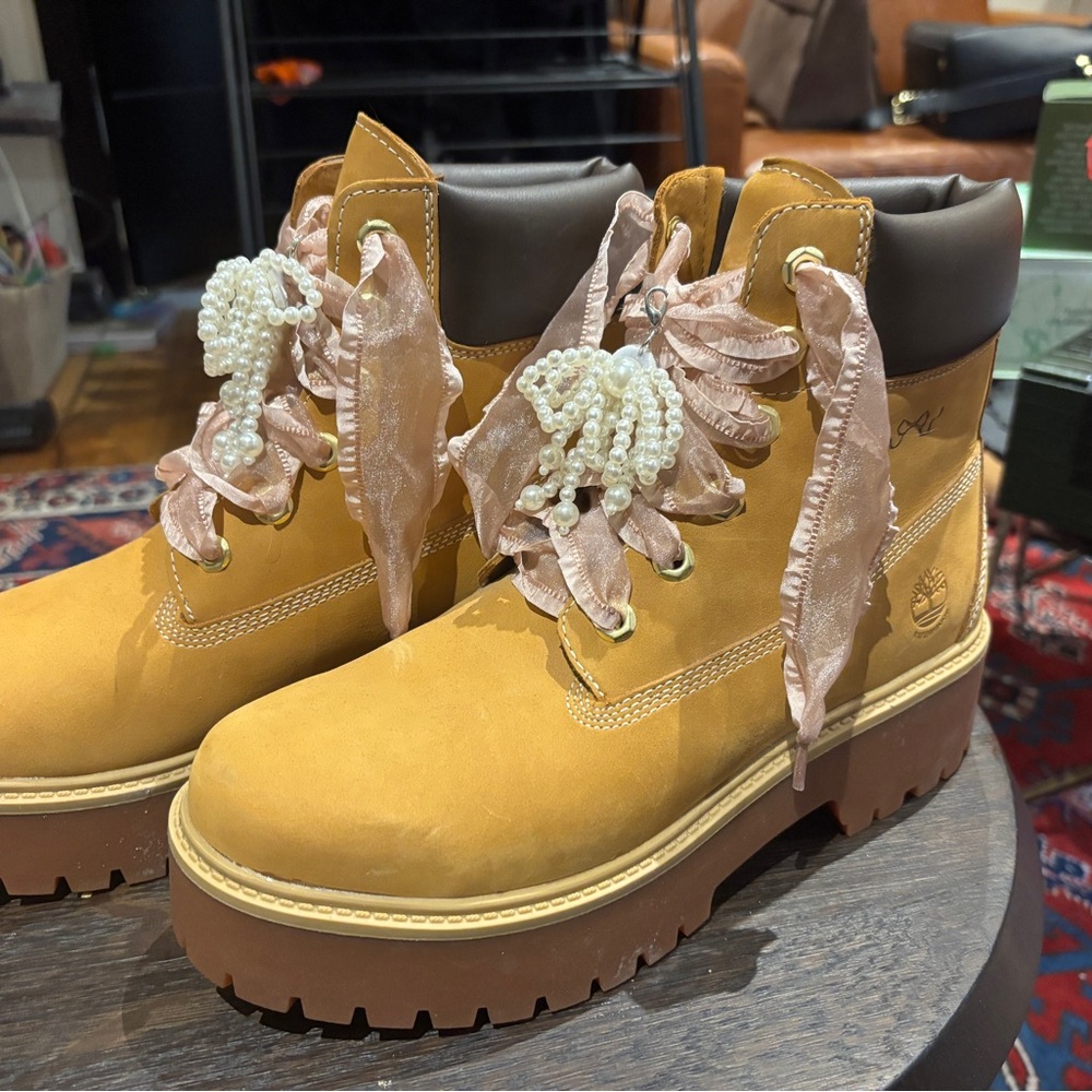 BRAND NEW Custom Timberland Women's Tan Boots with Pink Accents